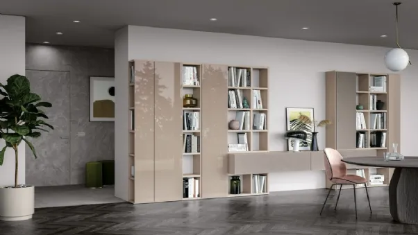 Libreria Logic 02 in laccato perla lucido e opaco e ecomalta grigio cemento di Morassutti