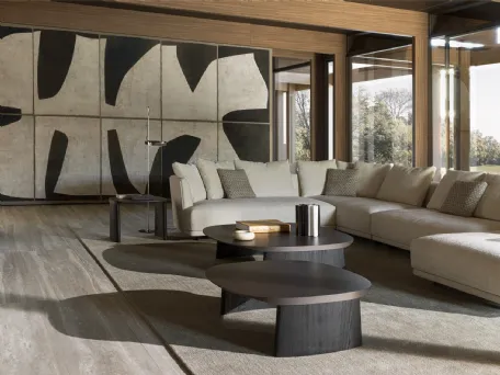 Tavolino Cleo Coffee Table con top in metallo e base in legno massello di Molteni & C