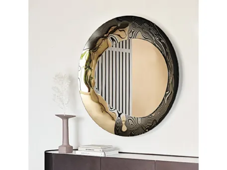 Specchio da parete tutto in cristallo specchiato fumé e bronzo Cosmos di Cattelan Italia