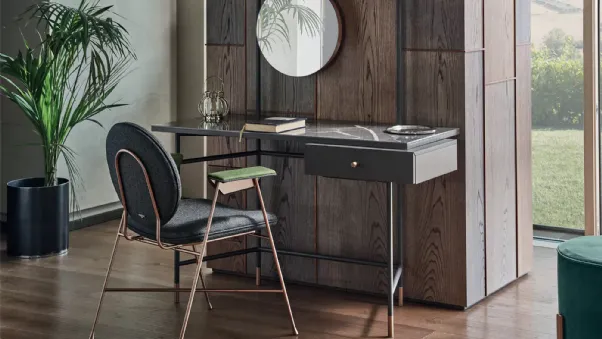 Scrittoio Vanity con top in marmo, cassetto in legno laccato e struttura in acciaio di Bontempi