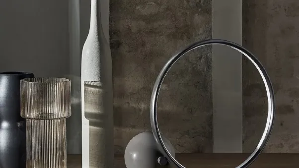 Lampada Circle da tavolo in acciaio laccato antracite di Bontempi