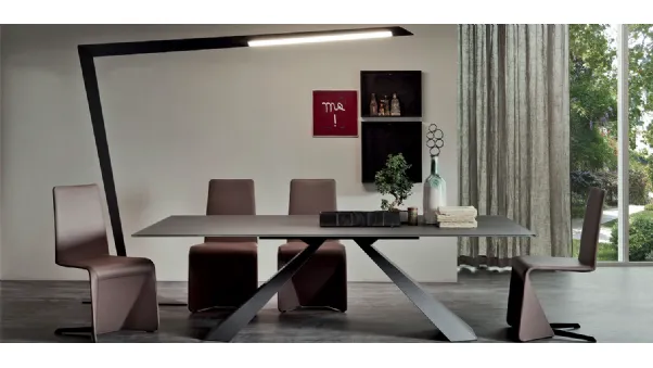 Lampada da terra in acciaio verniciato e luci led Zed di Cattelan Italia