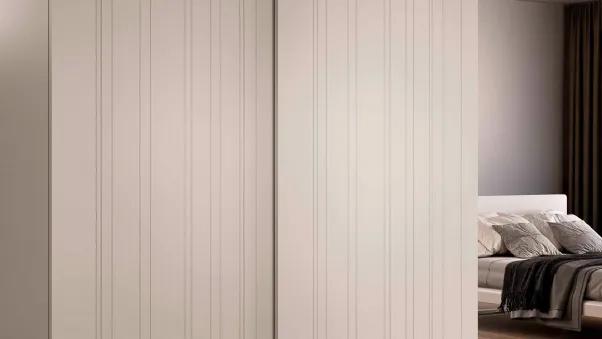 Armadio con ante scorrevoli Decor Line in laccato Lino di Olivieri