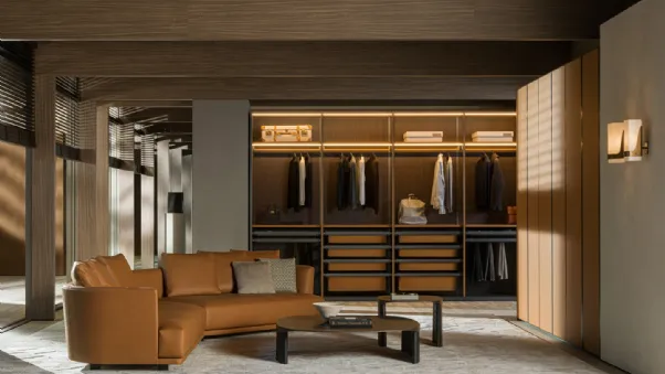 Cabina Armadio Gliss Master con rivestimento in ecopelle di Molteni & C