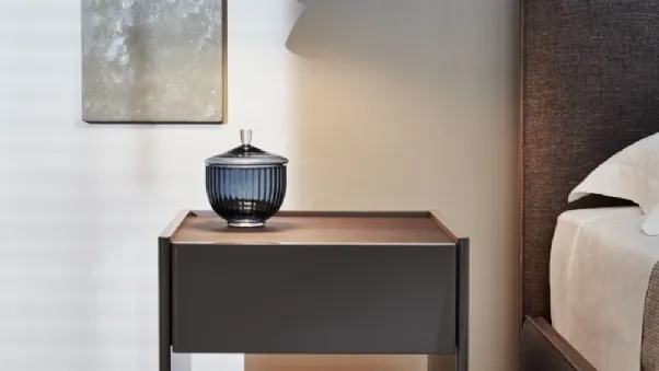 Comodino in laccato opaco 5050 Molteni & C