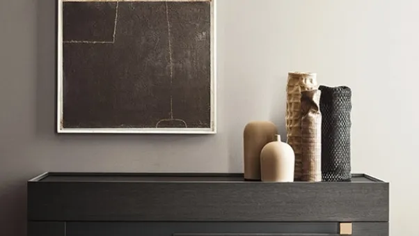 Comò Logos Calvi Brambilla in legno Rovere fumo e laccato opaco di Pianca