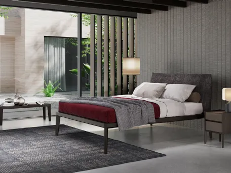 Letto con testiera Andrea Rovere Carbon di Olivieri