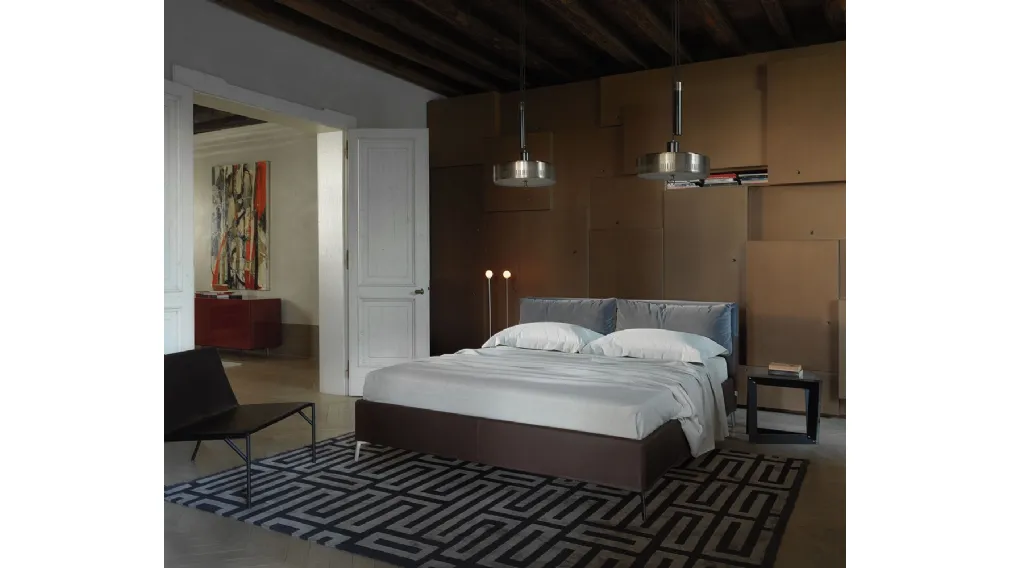 Letto in tessuto imbottito Bahamas Mid-Century di Horm