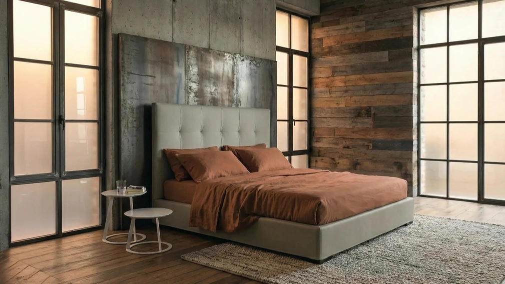 Letto con testiera alta Grenada High di Horm