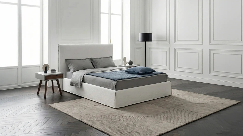 Letto con testiera alta e contenitore Tahiti High di Horm