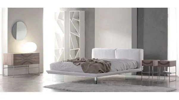 Letto in tessuto sfoderabile e piedi in vetro Oplà di Voltan