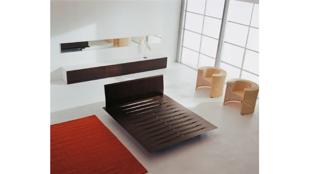 Letto in legno con testiera Sottiletto di Horm