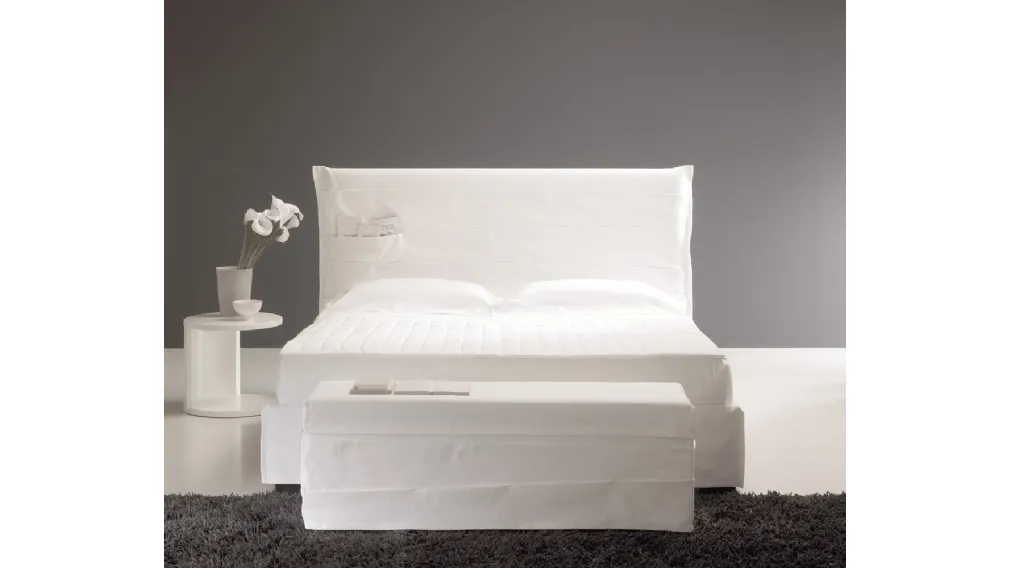 Letto con contenitore Tasca di Horm