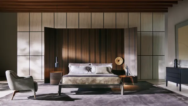 Letto moderno con testiera avvolgente in tessuto imbottito e struttura in legno Fulham di Molteni&C