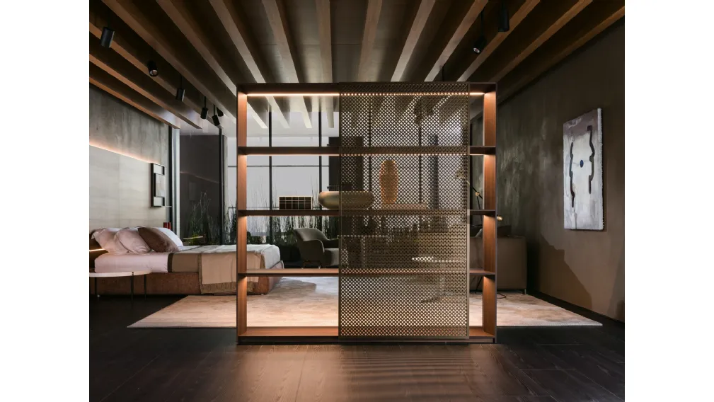 Libreria divisoria di design in legno e alluminio AVA di Molteni & C