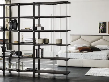 Libreria divisoria in metallo con ripiani in legno Hudson di Cattelan Italia