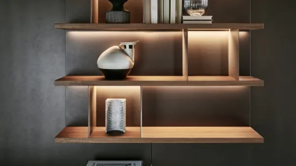 Libreria sospesa in legno con separatori in cuoio Grid 02 di Molteni & C