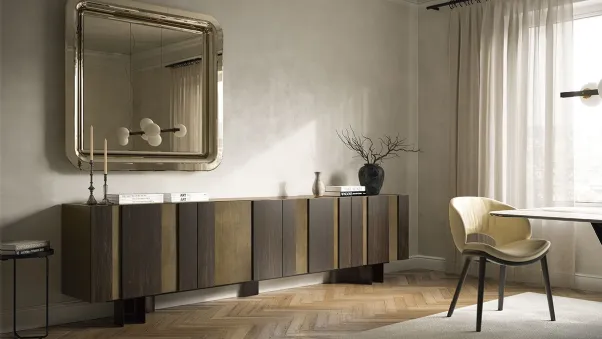 Madia Amsterdam con ante in legno verniciato con inserti in rovere bruciato di Cattelan Italia