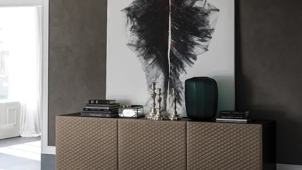 Madia in legno con ante rivestite in ecopelle Absolut di Cattelan Italia