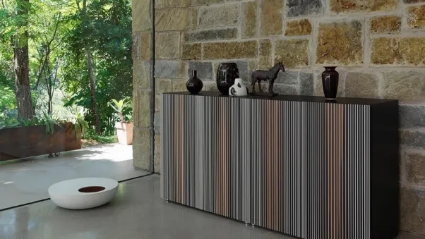 Madia alta in legno laccato a più colori Carlos di Horm