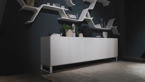 Madia Leon Full Color Minimal Design di Horm