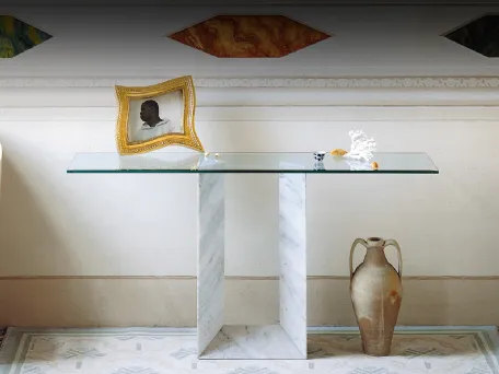 Consolle con piano in cristallo e base in marmo Diapason di Cattelan Italia