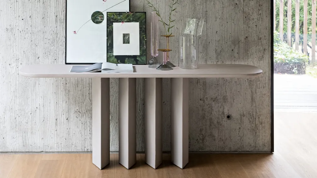 Mobile ingresso Geometric Console in finitura argilla di Bonaldo