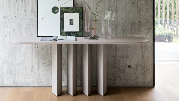Mobile ingresso Geometric Console in finitura argilla di Bonaldo
