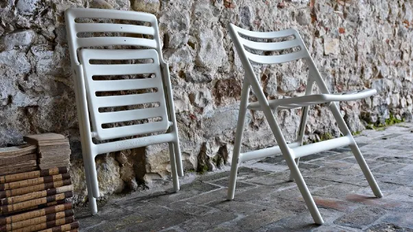 Sedia pieghevole in polipropilene Folding Air-Chair di Magis