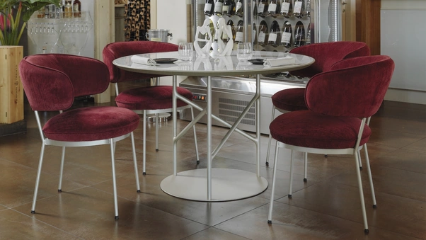 Sedia Vendome di Horm