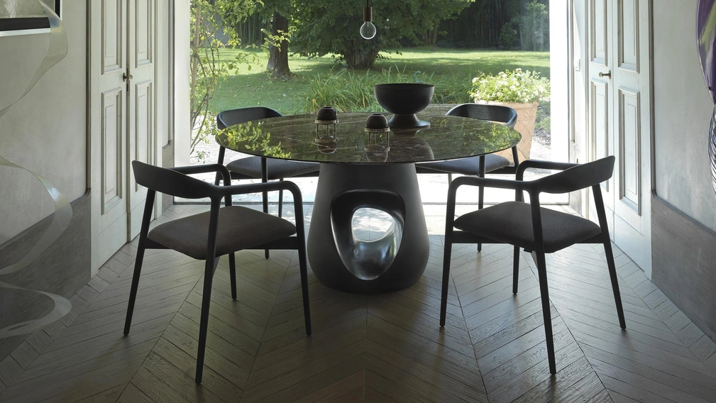 Tavolo Barbara Rotondo con top in marmo di Horm