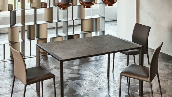 Tavolo con struttura in acciaio e piano in laminato Pedro di Cattelan Italia