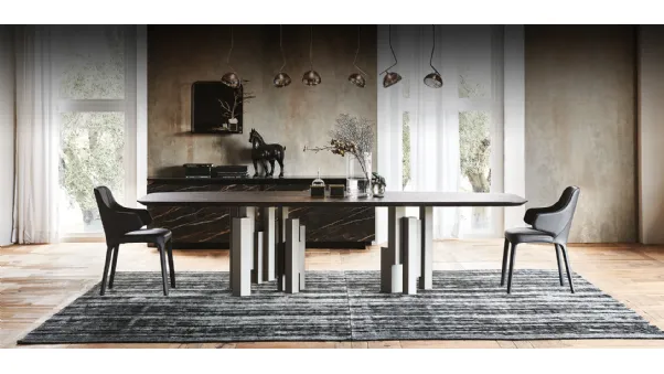 Tavolo con base in acciaio e piano in legno Skyline Wood di Cattelan Italia