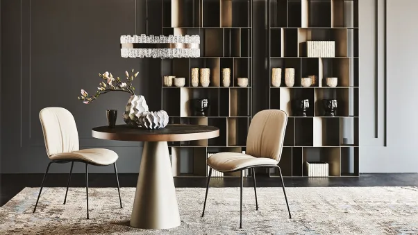 Tavolo con base conica in acciaio e piano in ceramica Saturno Keramik Bistrot di Cattelan Italia