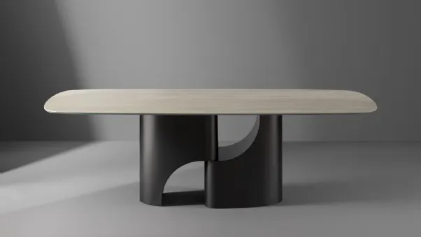 Tavolo Taijitu con piano in marmo e base in metallo di Bonaldo