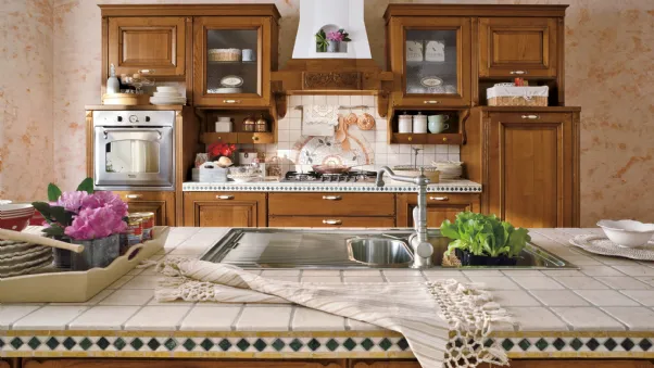 Cucina classica in legno con isola Epoca di Ar-Tre