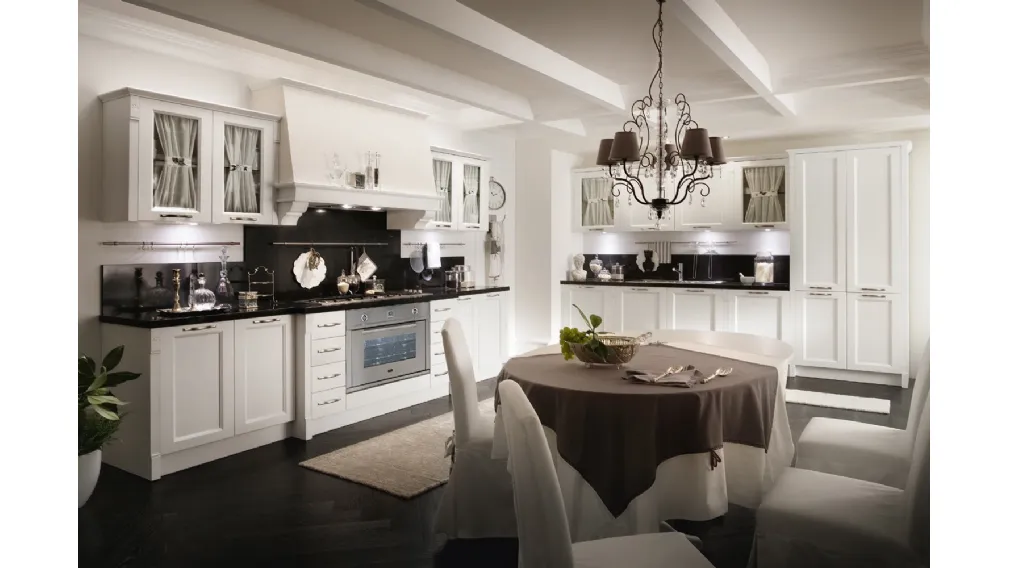 Cucina Classica angolare in legno laccato finitura Neve con top in marmo nero Sweet Kitchen Classic Melody di Callesella