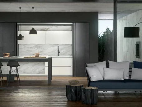 Cucina Design con isola in gres e laccato opaco Cook Eat 01 di Pedini