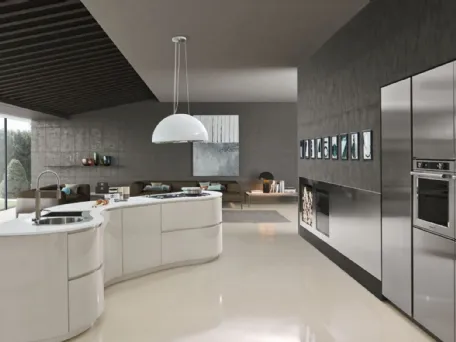 Cucina Design in laccato lucido con isola Dune 01 di Pedini