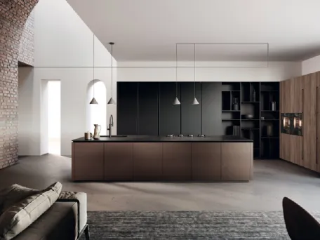 Cucina Design in laccato finitura alluminio e top in gres con isola Lab di Binova