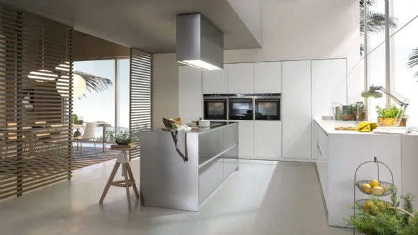Cucina Design con isola in laccato lucido Materika 04 di Pedini