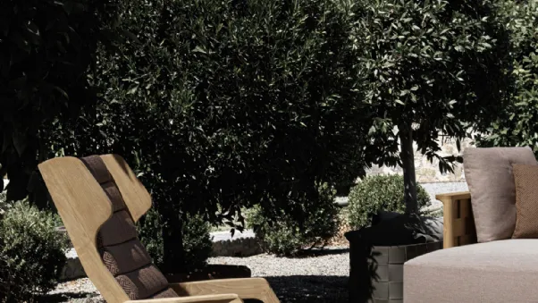 Poltroncina Chaise Longue D 150 5 in tessuto imbottito e trapuntato con struttura in legno masselo di Teak di Molteni & C