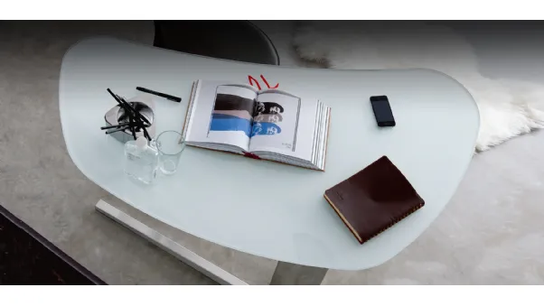 Scrivania da ufficio con piano in vetro Island Cattelan Italia